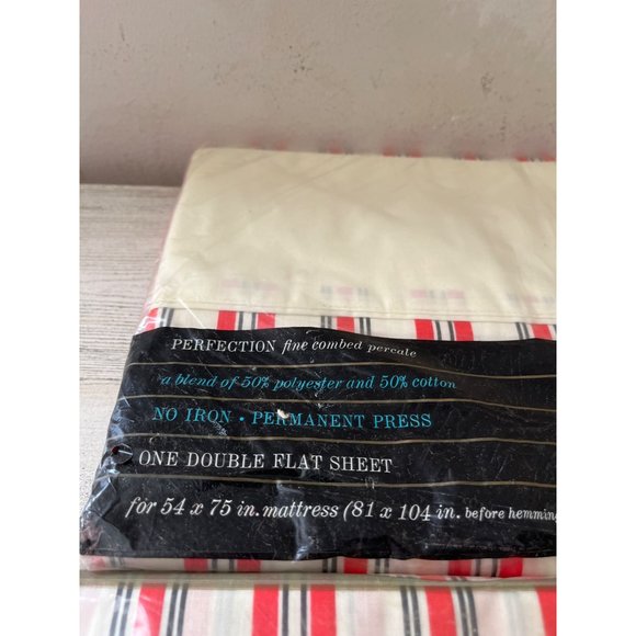 Vintage Fieldcrest NOS red/black/white striped full size sheet set - Picture 7 of 7